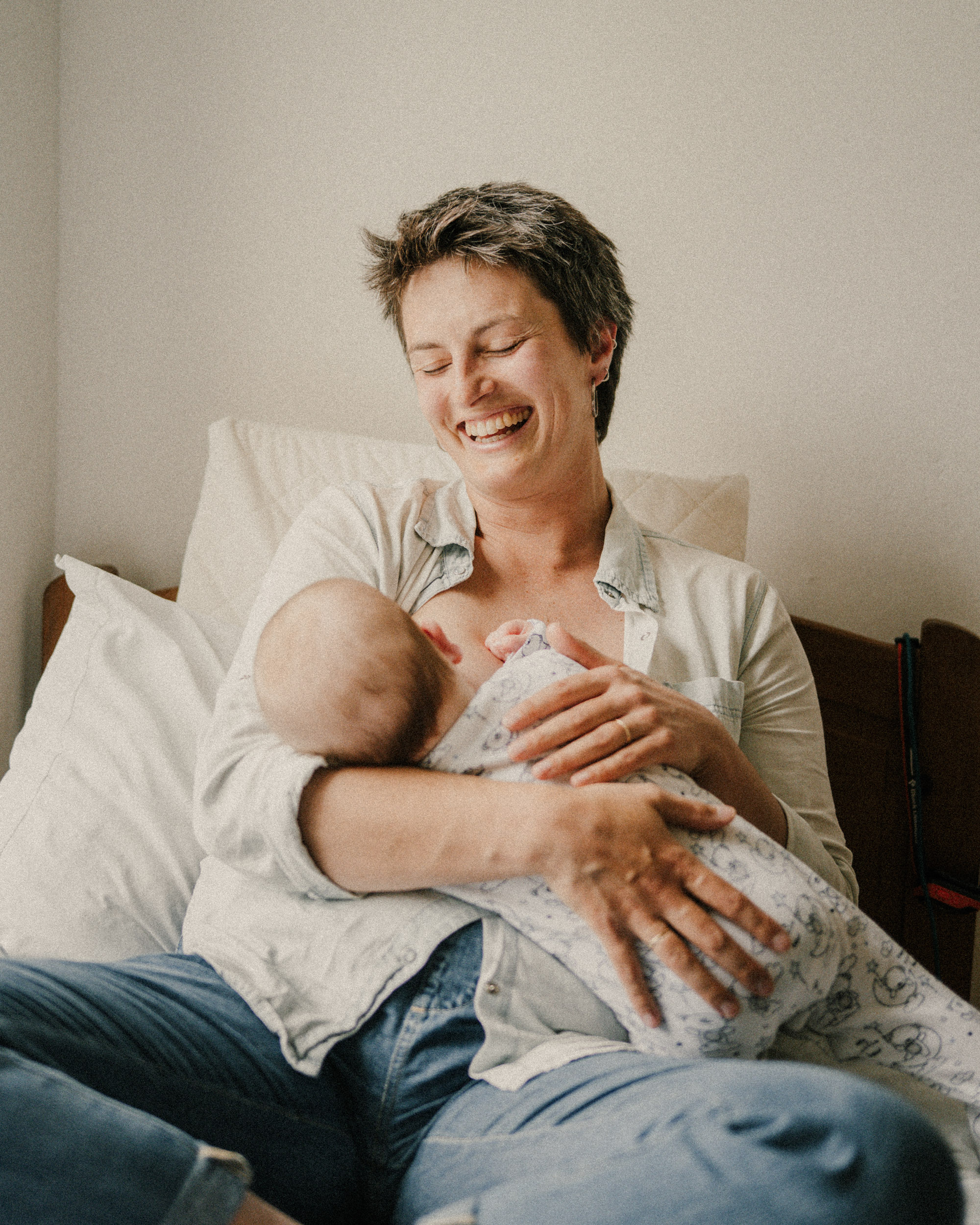 Folkship Newborn